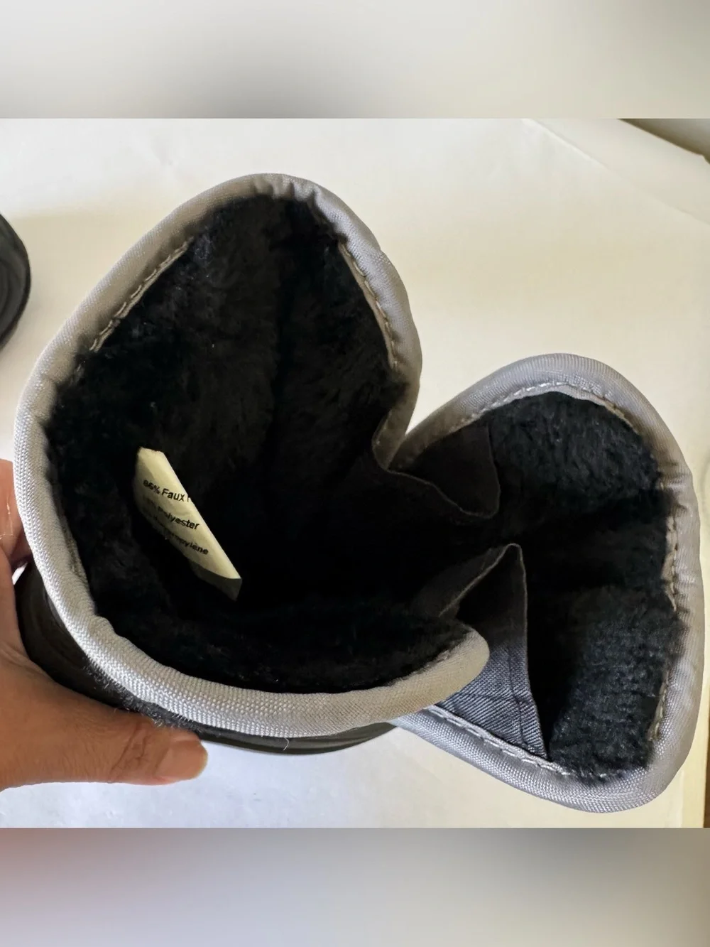 KAMIK Size 6 Toddler Boys Black Fur Lined Winter Pull On Boots